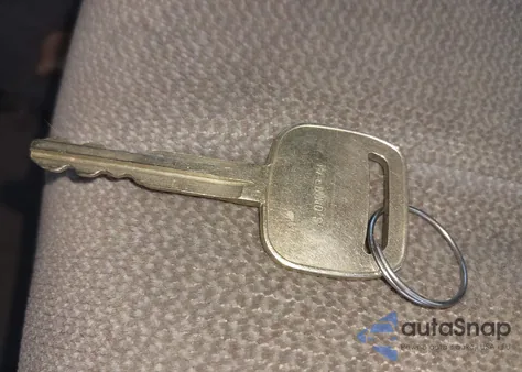 1997 Toyota Corolla Std из США, поврежденный, VIN 2T1BA02E0VC162383